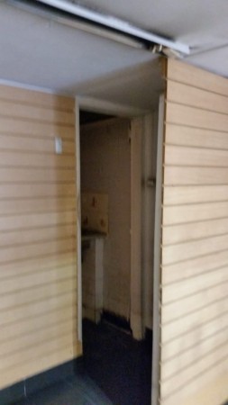 Local (con renta) en venta sobre Av. Cabildo 3600. Son 28 m2