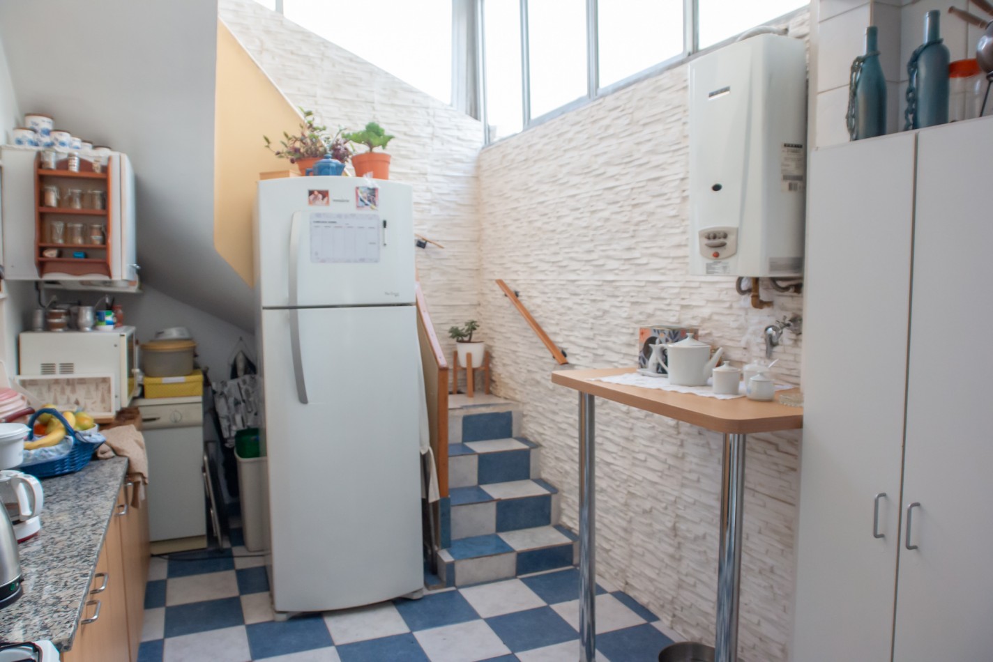 Villa Urquiza. PH 125 m2. Living, 4 dorm, 2 baños,TERRAZA, PARRILLA
