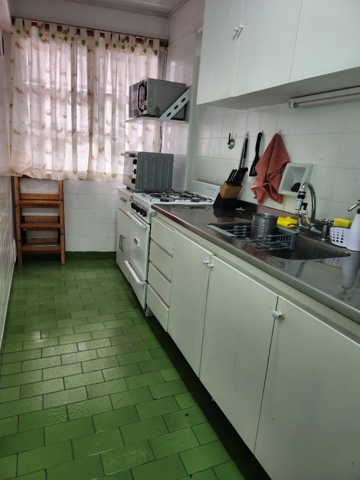 2 amb bcon fte 54 m2 a 100 parque Las Heras