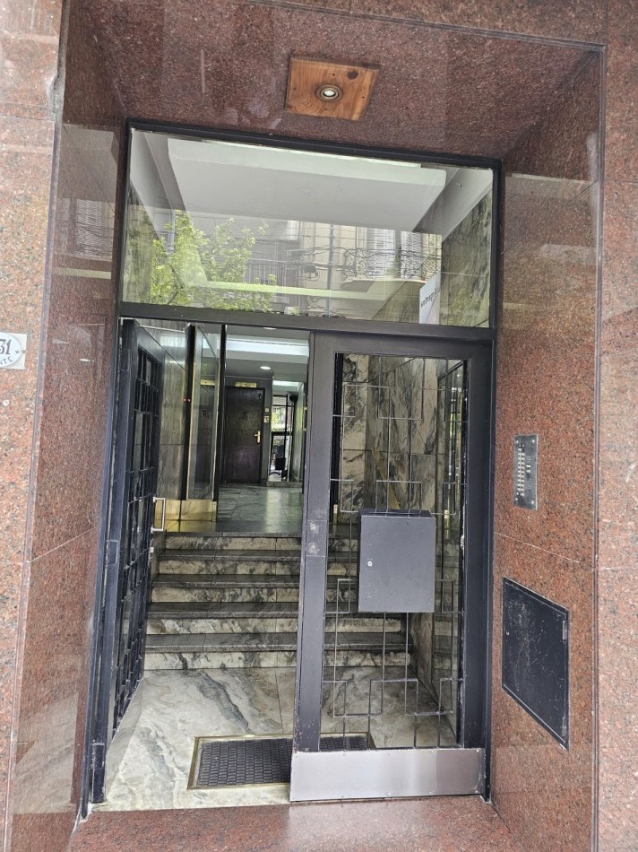 Semipiso balcon frente 84 m2. Living 3 dorm, Balvanera
