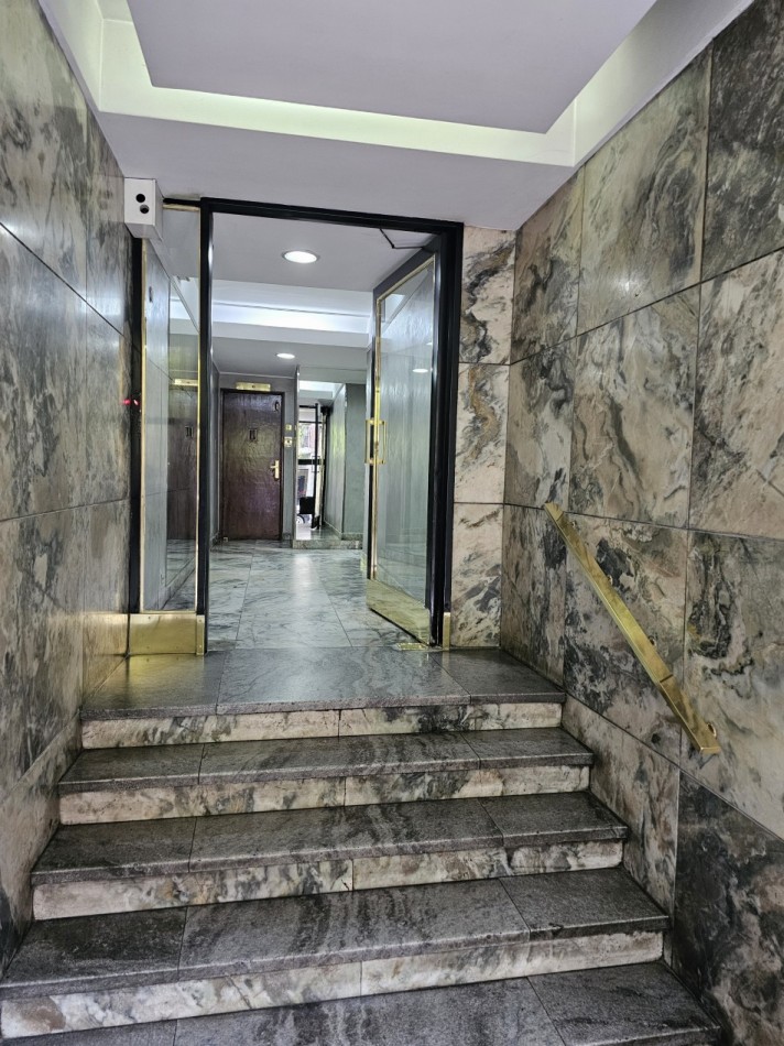 Semipiso balcon frente 84 m2. Living 3 dorm, Balvanera