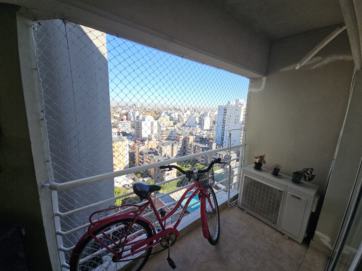 En Venta, 3 Amb con Balcon Terraza, Cochera y Baulera, Alquilado, con Renta